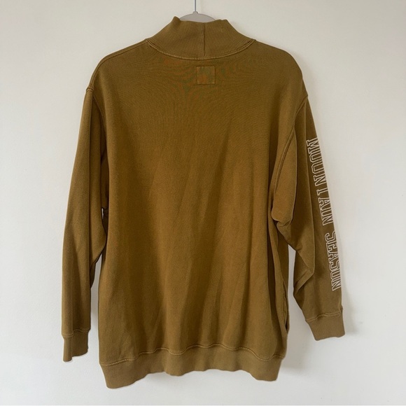 Aerie Mountain Season Golden Brown Sweatshirt Women's Medium
Mock Neck Pockets - Picture 7 of 7